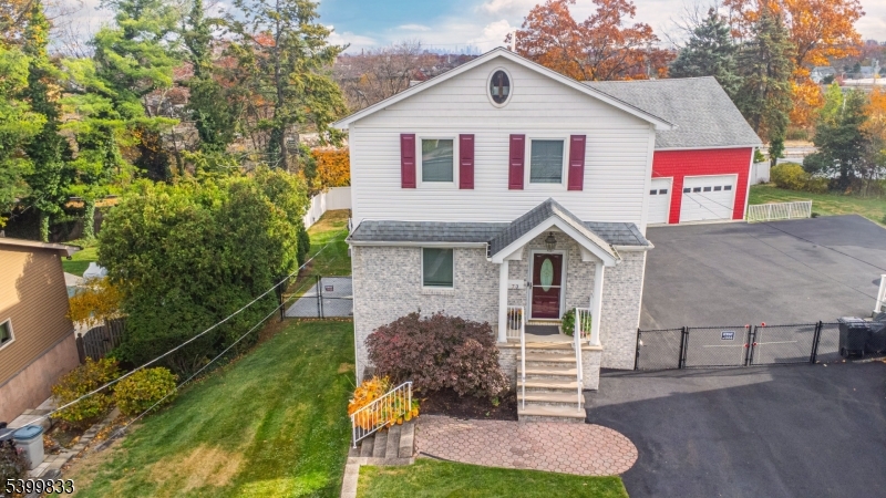 Clifton City, New Jersey, 07013, United States, 5 Bedrooms Bedrooms, ,4 BathroomsBathrooms,Residential,For Sale,2002178