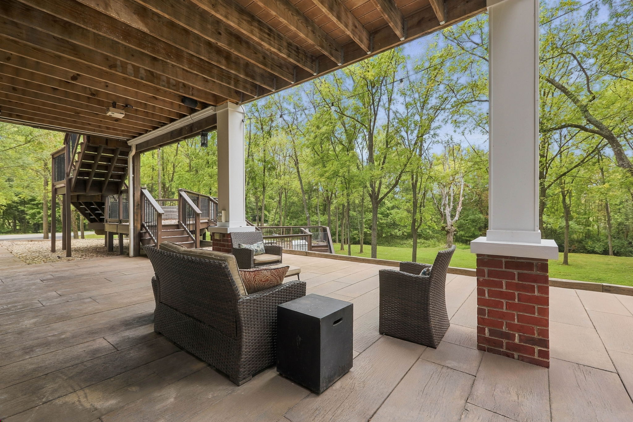  Six Bedroom Zionsville Home Surrounded By Park-Like Acreage - 物件實景