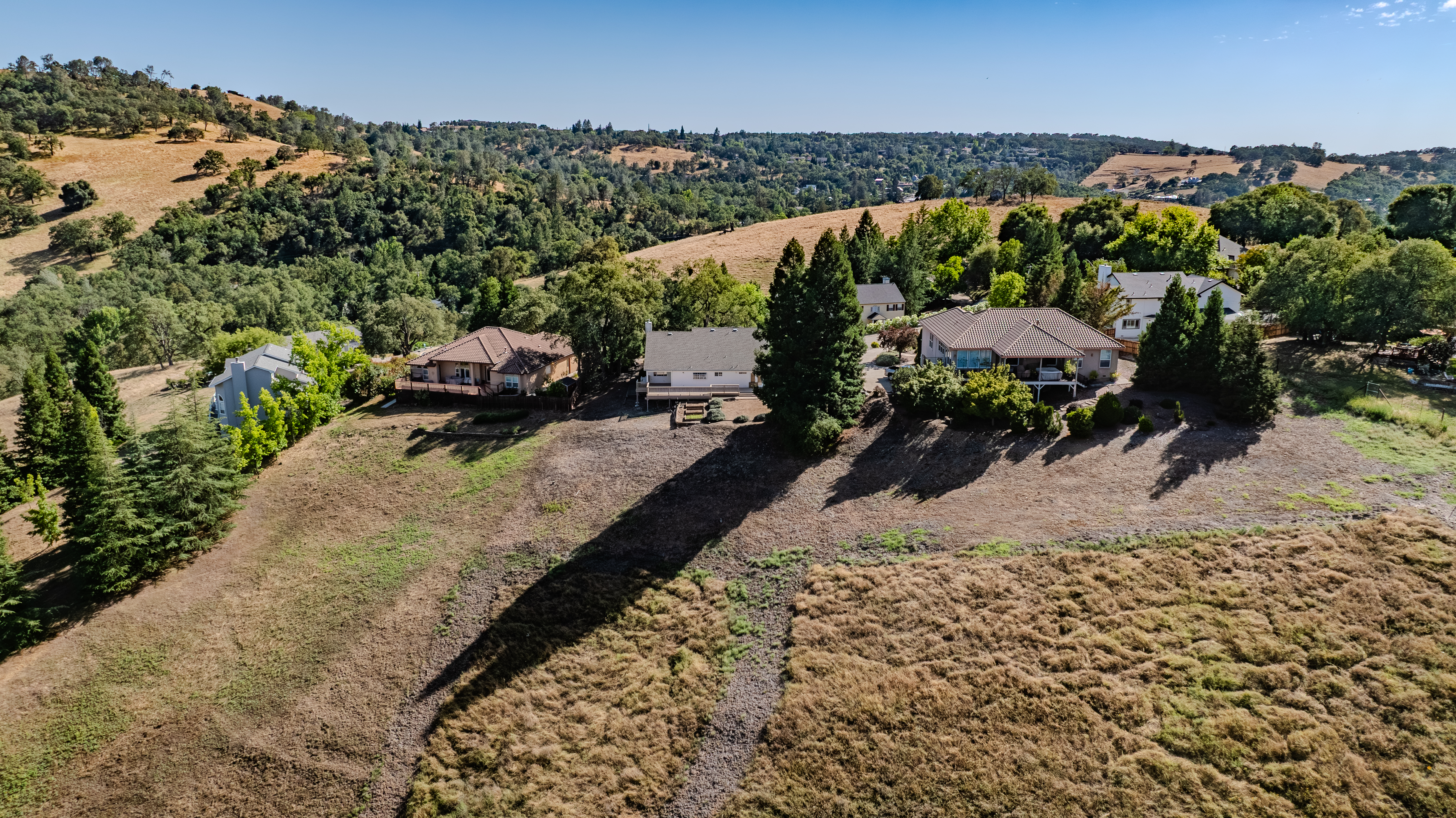  Spacious Sutter Creek Home with Hillside Views and Endless Potential - 物件實景