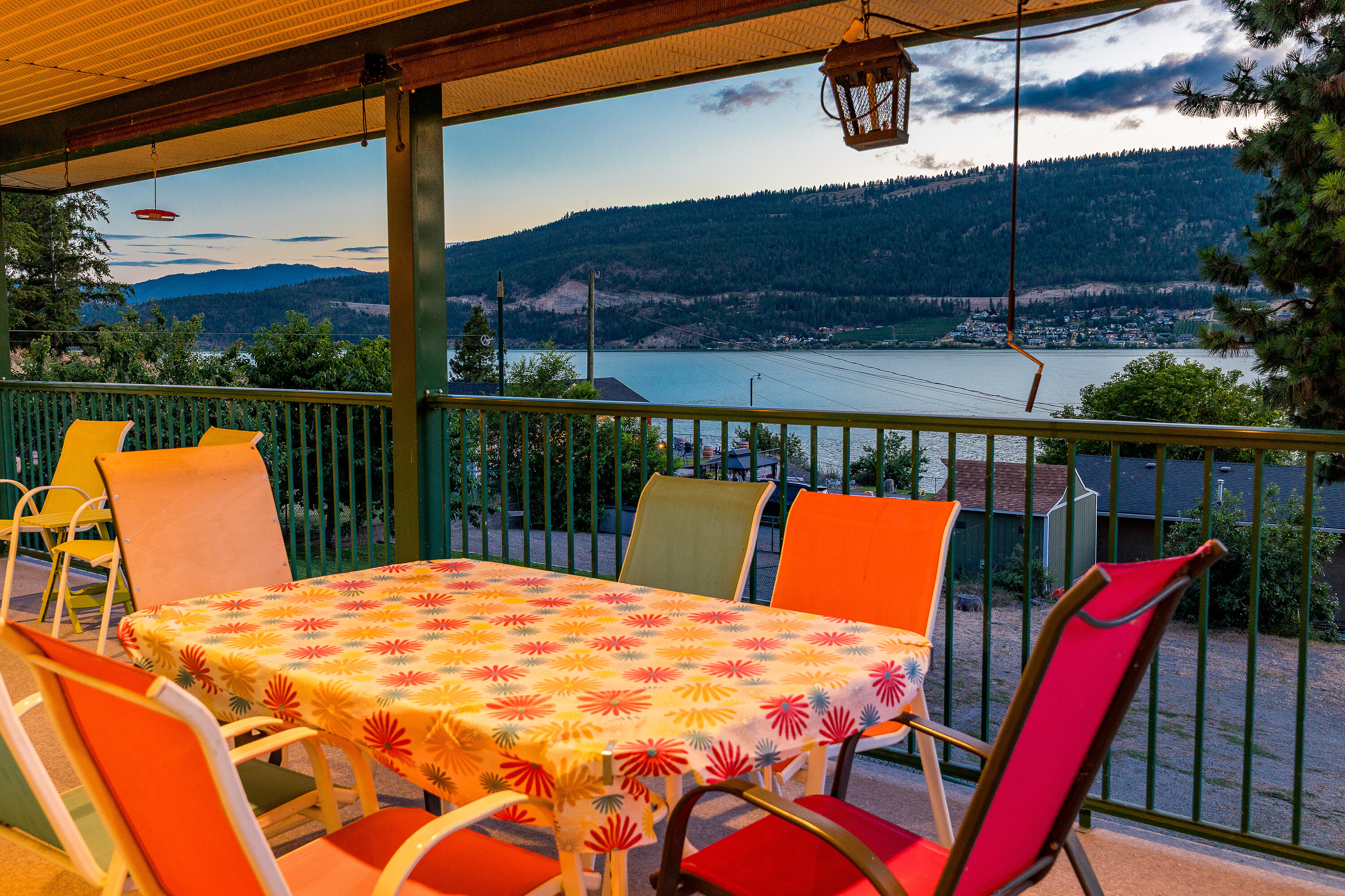  Charming Lakeview Rancher - 物件實景