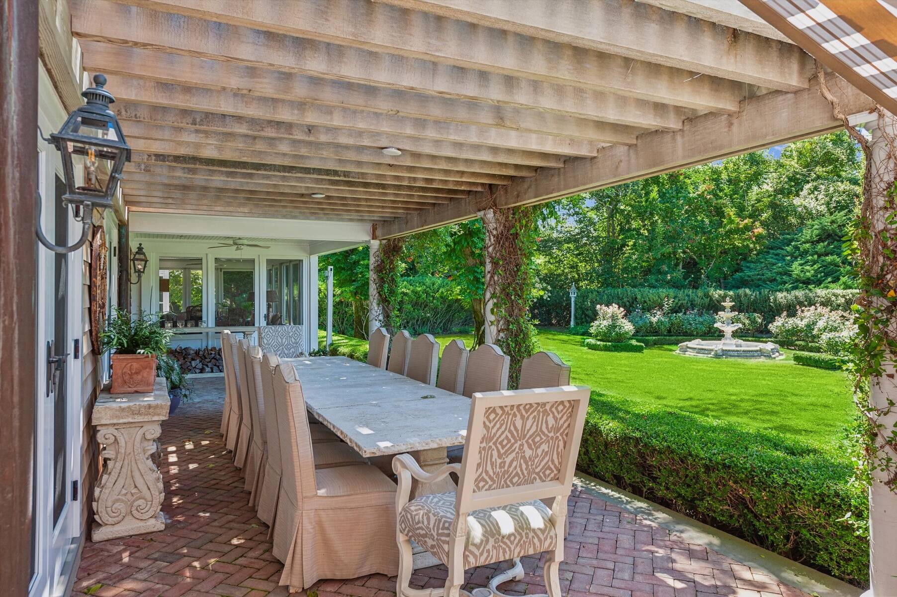  Timeless Southampton Estate with Tennis, Pool & Guest House - 物件實景