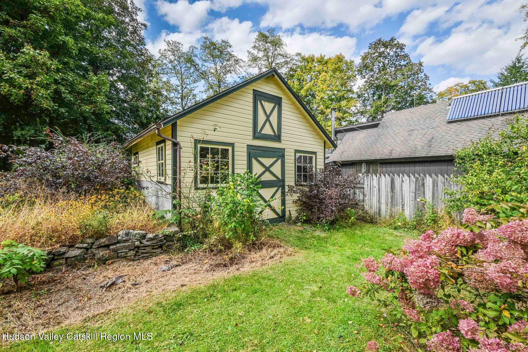 Rhinebeck, New York, 12572, United States, 3 Bedrooms Bedrooms, ,3 BathroomsBathrooms,Residential,For Sale,1776952