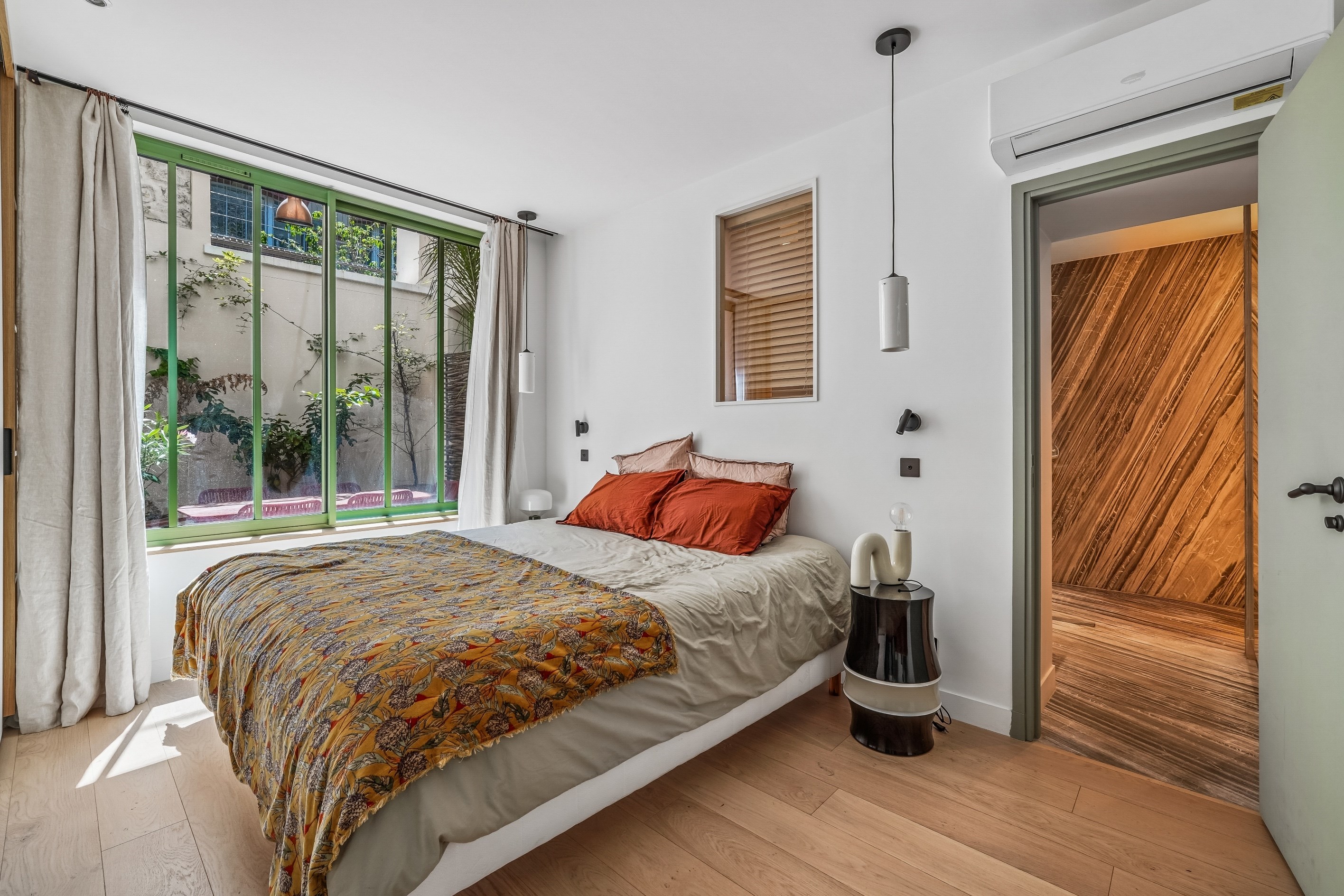  Stunning Renovated Artist’s Studio with Terrace and AC – Paris 5th - 物件實景