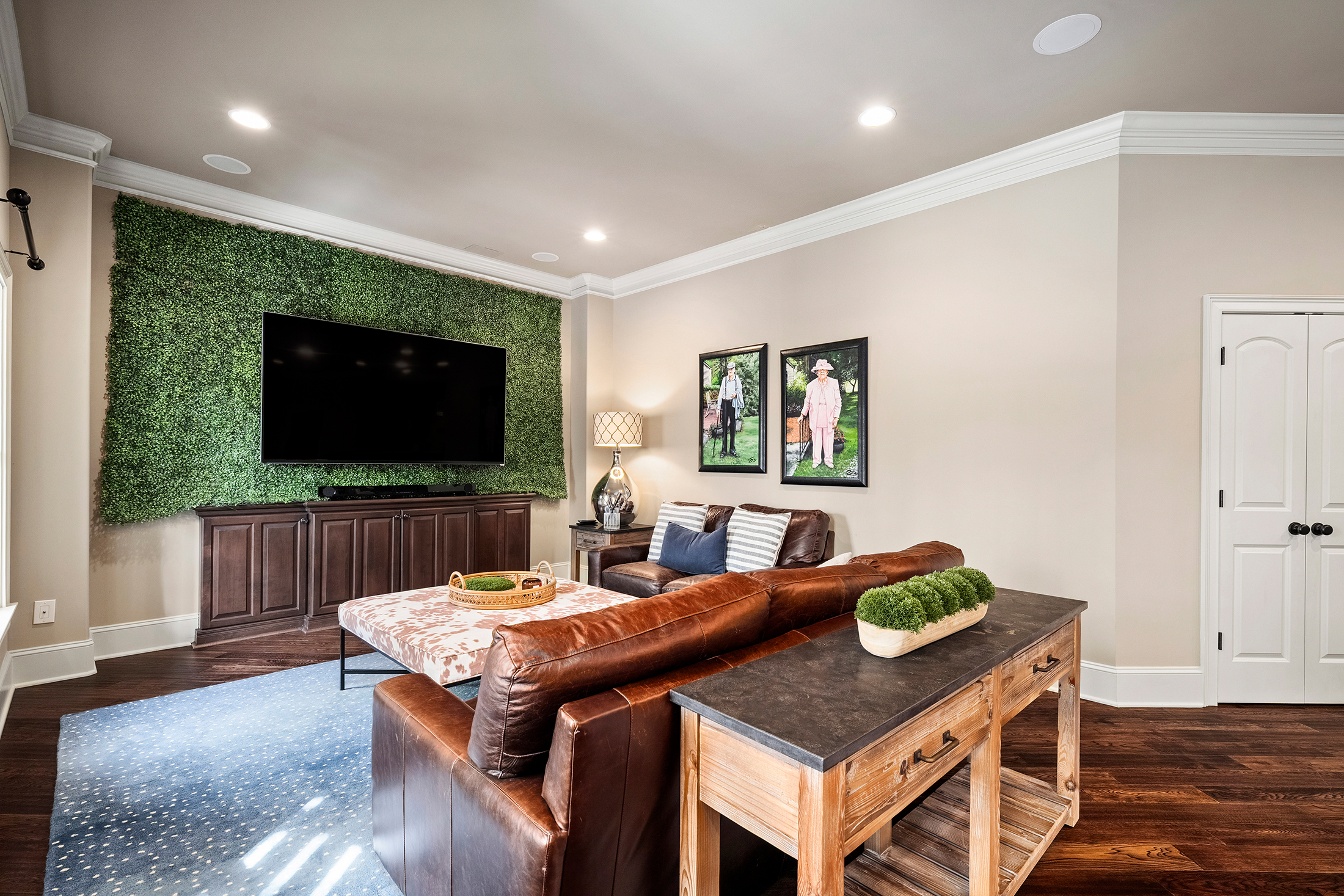  Meticulous Brick Estate Blends Timeless Architecture with Elevated Design - 物件實景