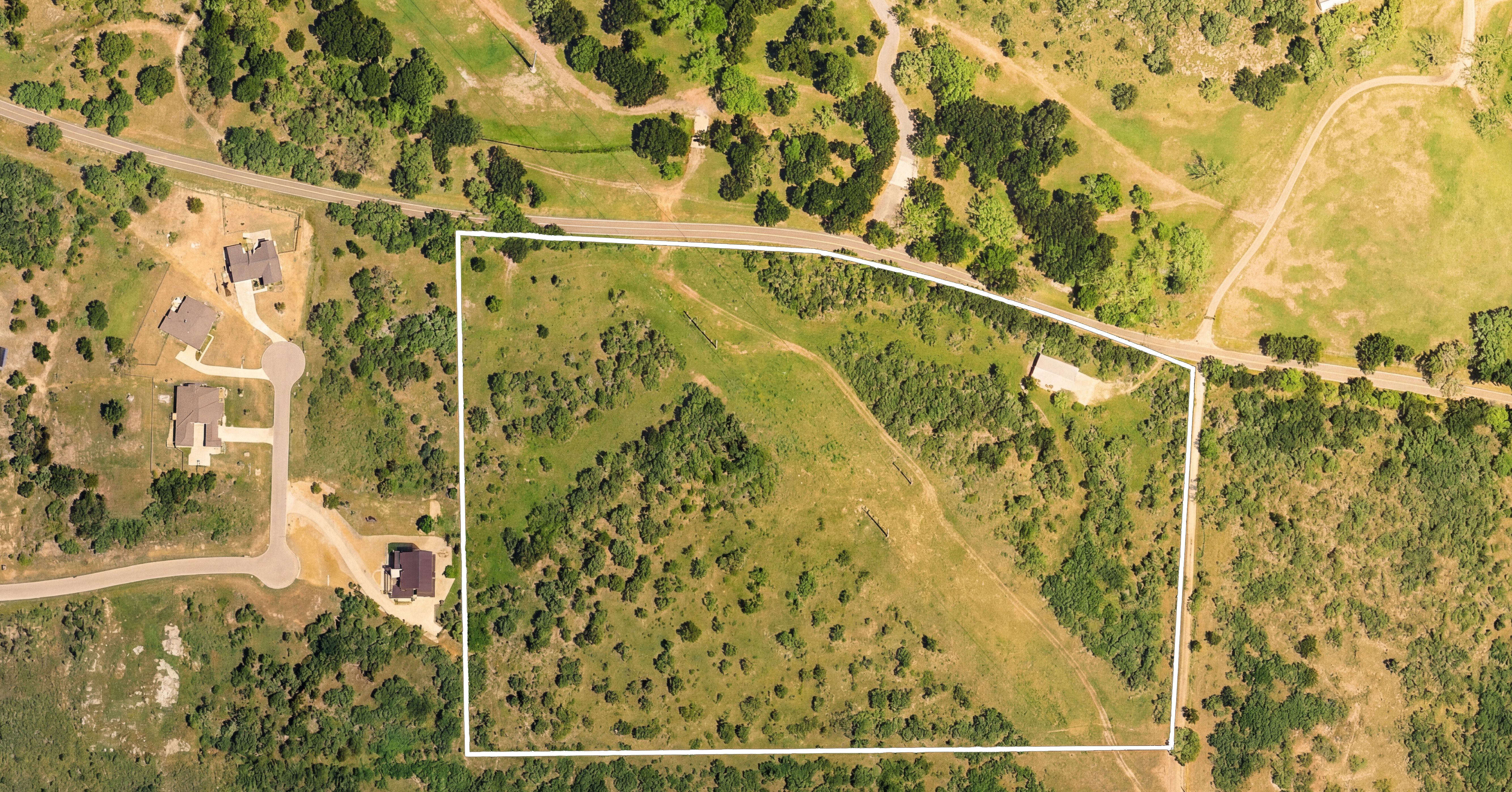  16 Acres in Spicewood - 物件實景