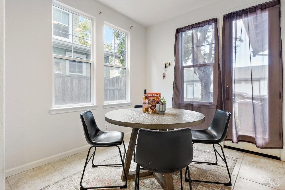 Vallejo, California, 94592, United States, 4 Bedrooms Bedrooms, ,3 BathroomsBathrooms,Residential,For Sale,1990283