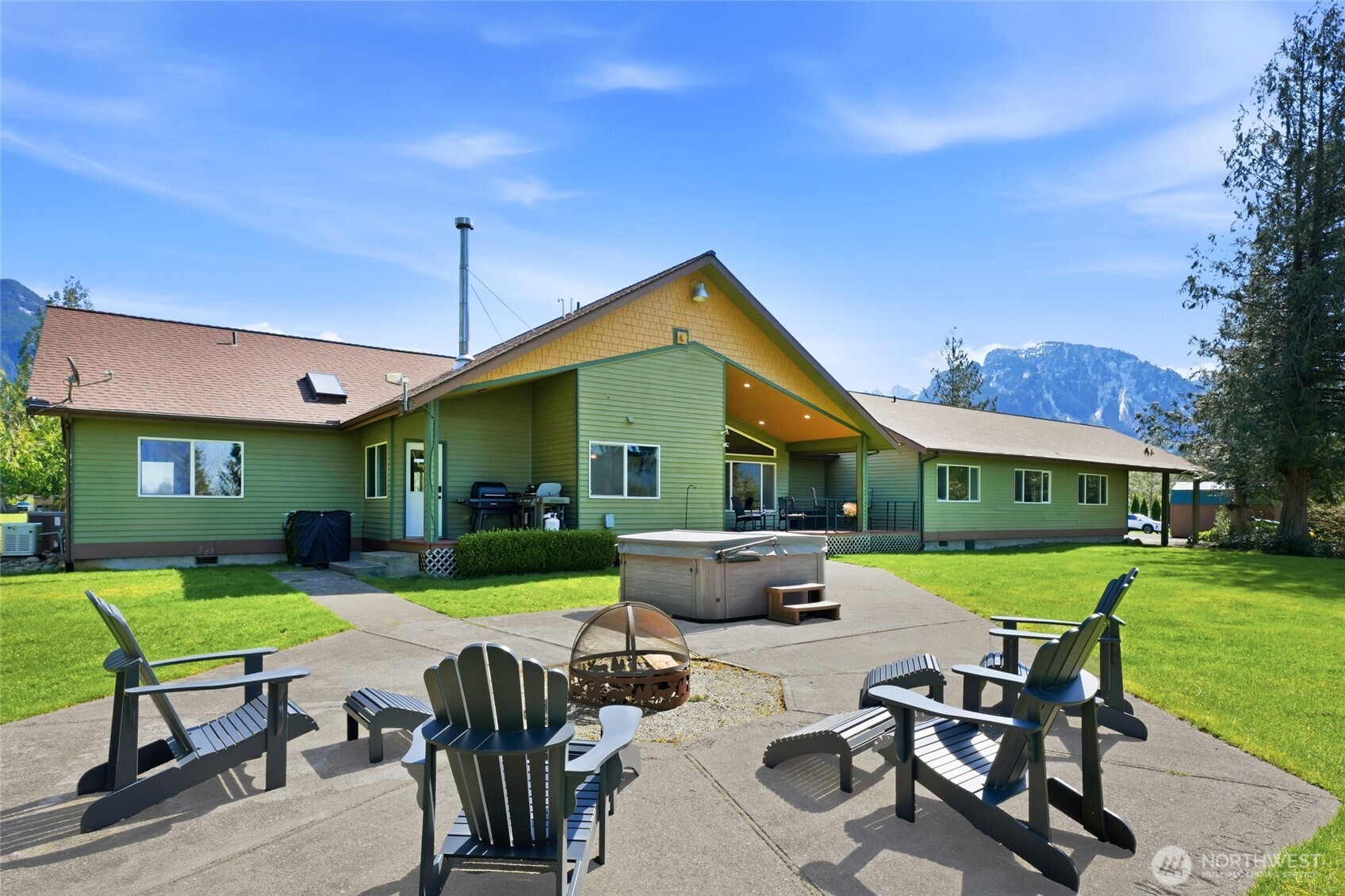 Gold Bar, Washington, 98251, United States, 4 Bedrooms Bedrooms, ,2 BathroomsBathrooms,Residential,For Sale,2032220