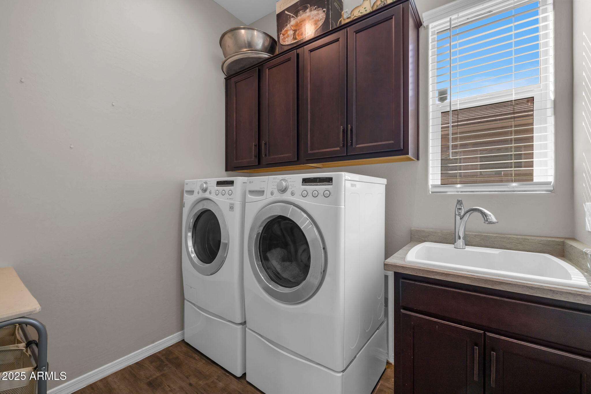 Maricopa, Arizona, 85138, United States, 4 Bedrooms Bedrooms, ,Residential,For Sale,1962770