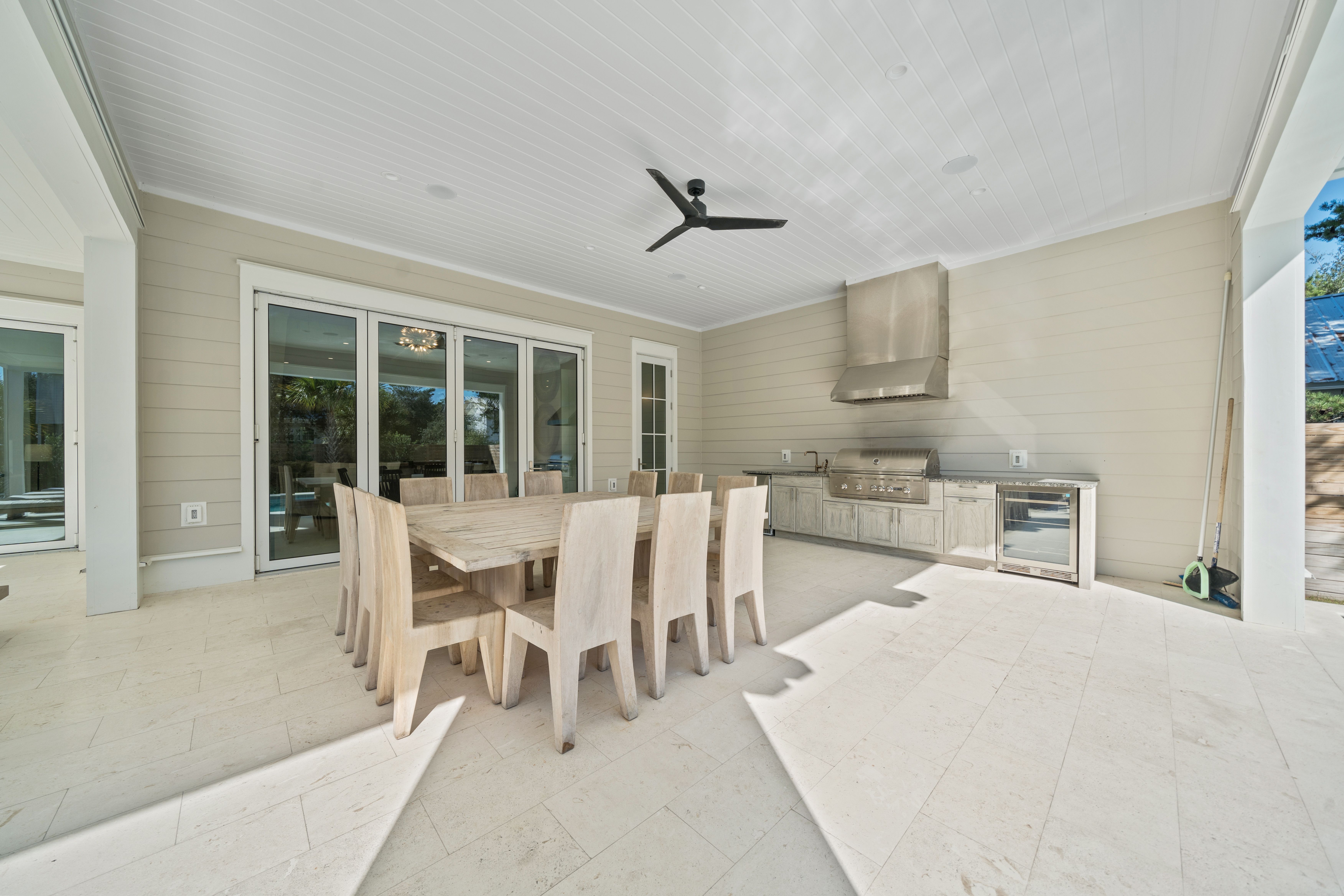  Gulf Serenity  Newer-Construction 8-Bedroom Luxury Home with Rooftop Terrace - 物件實景