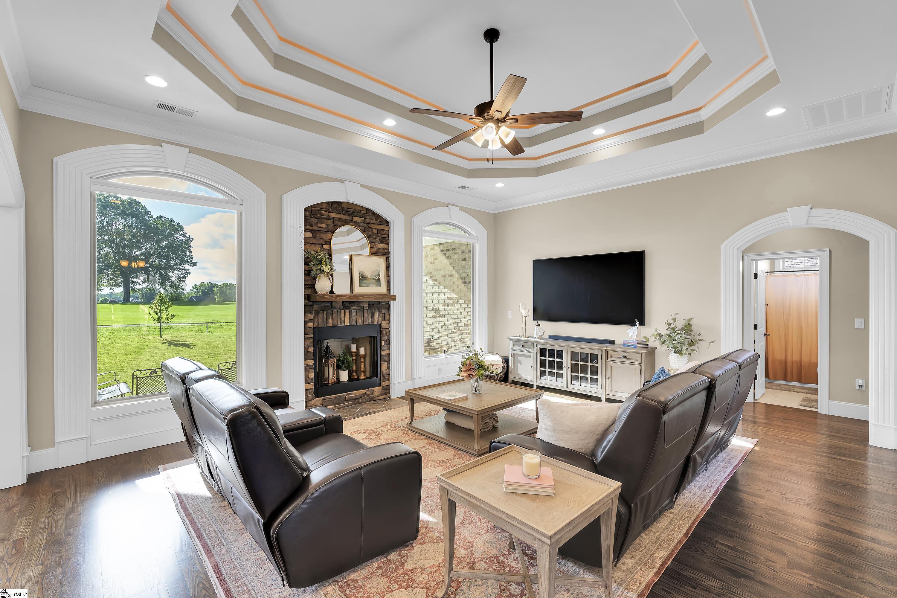Campobello, South Carolina, 29322, United States, 4 Bedrooms Bedrooms, ,5 BathroomsBathrooms,Residential,For Sale,1827518