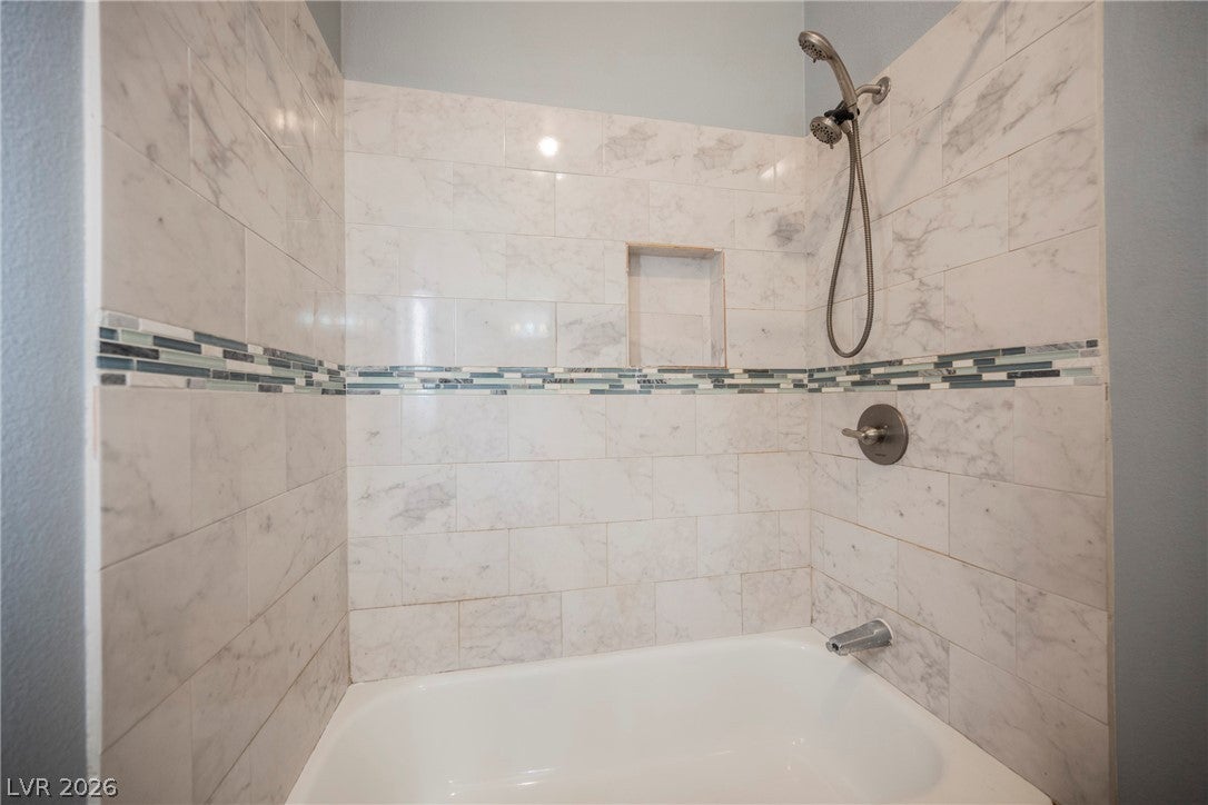Henderson, Nevada, 89015, United States, 5 Bedrooms Bedrooms, ,2 BathroomsBathrooms,Residential,For Sale,1976773