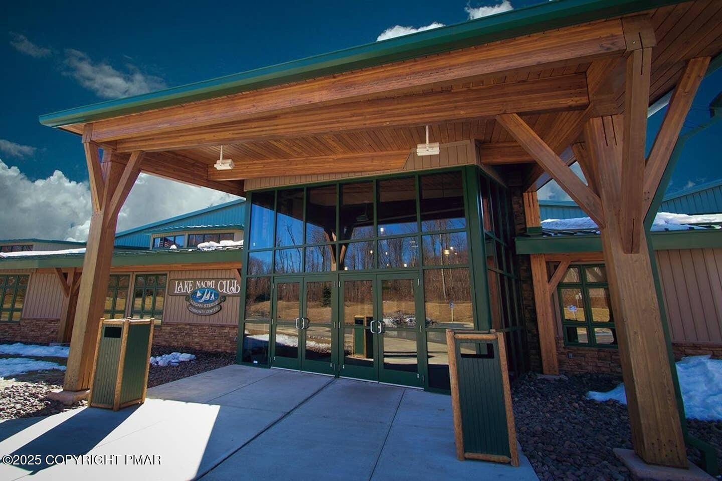 Pocono Pines, Pennsylvania, 18350, United States, 4 Bedrooms Bedrooms, ,3 BathroomsBathrooms,Residential,For Sale,1981114