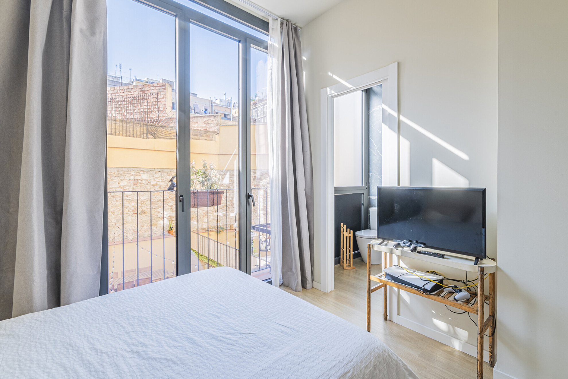 Exclusive new-construction ground-floor duplex with a terrace on Gran Via - 物件實景