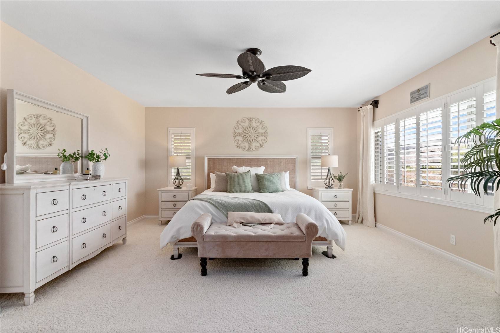 Honolulu, Hawaii, 96825, United States, 4 Bedrooms Bedrooms, ,4 BathroomsBathrooms,Residential,For Sale,1911295