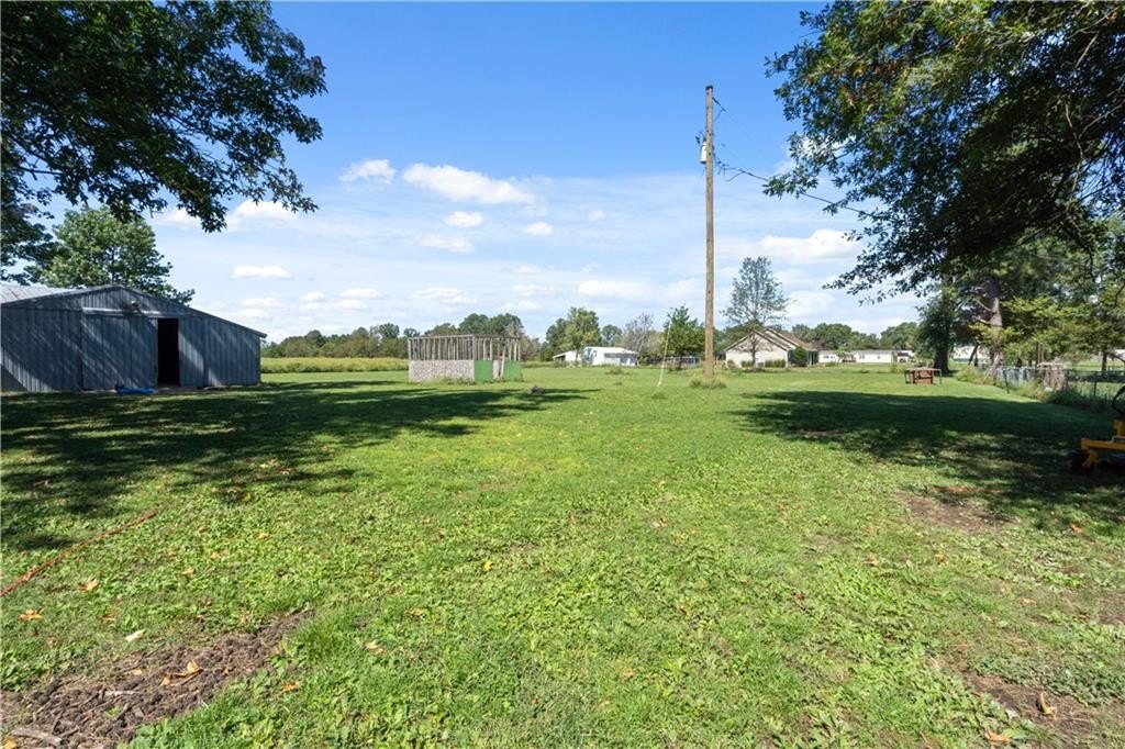 Siloam Springs, Arkansas, 72761, United States, 3 Bedrooms Bedrooms, ,4 BathroomsBathrooms,Residential,For Sale,1981853