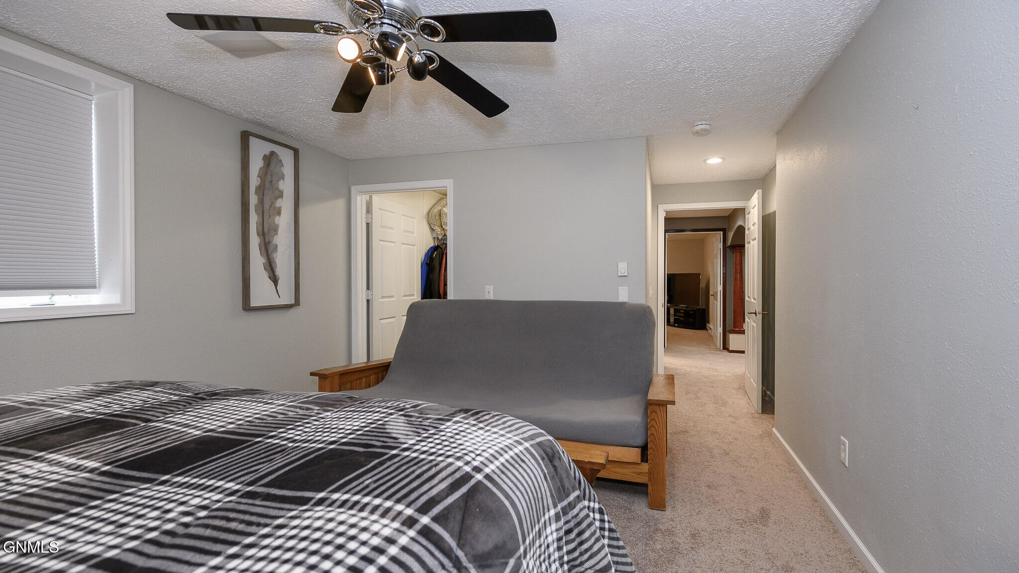 Mandan, North Dakota, 58554, United States, 5 Bedrooms Bedrooms, ,4 BathroomsBathrooms,Residential,For Sale,2005238