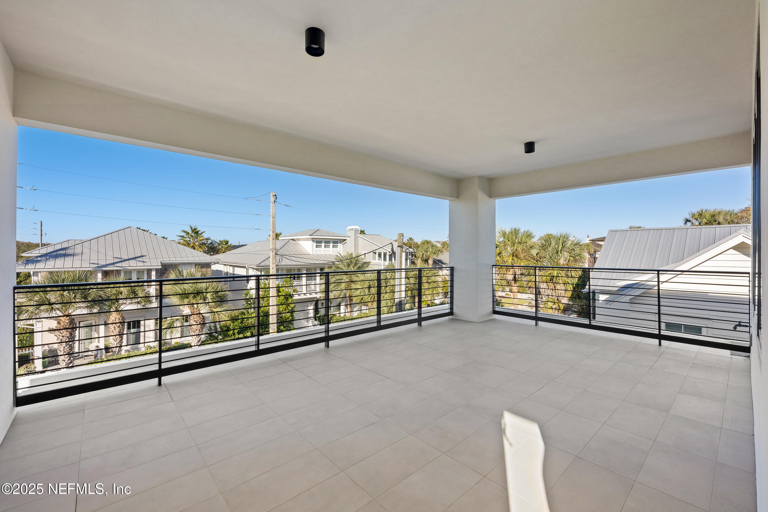 Atlantic Beach, Florida, 32233, United States, 6 Bedrooms Bedrooms, ,5 BathroomsBathrooms,Residential,For Sale,1989141