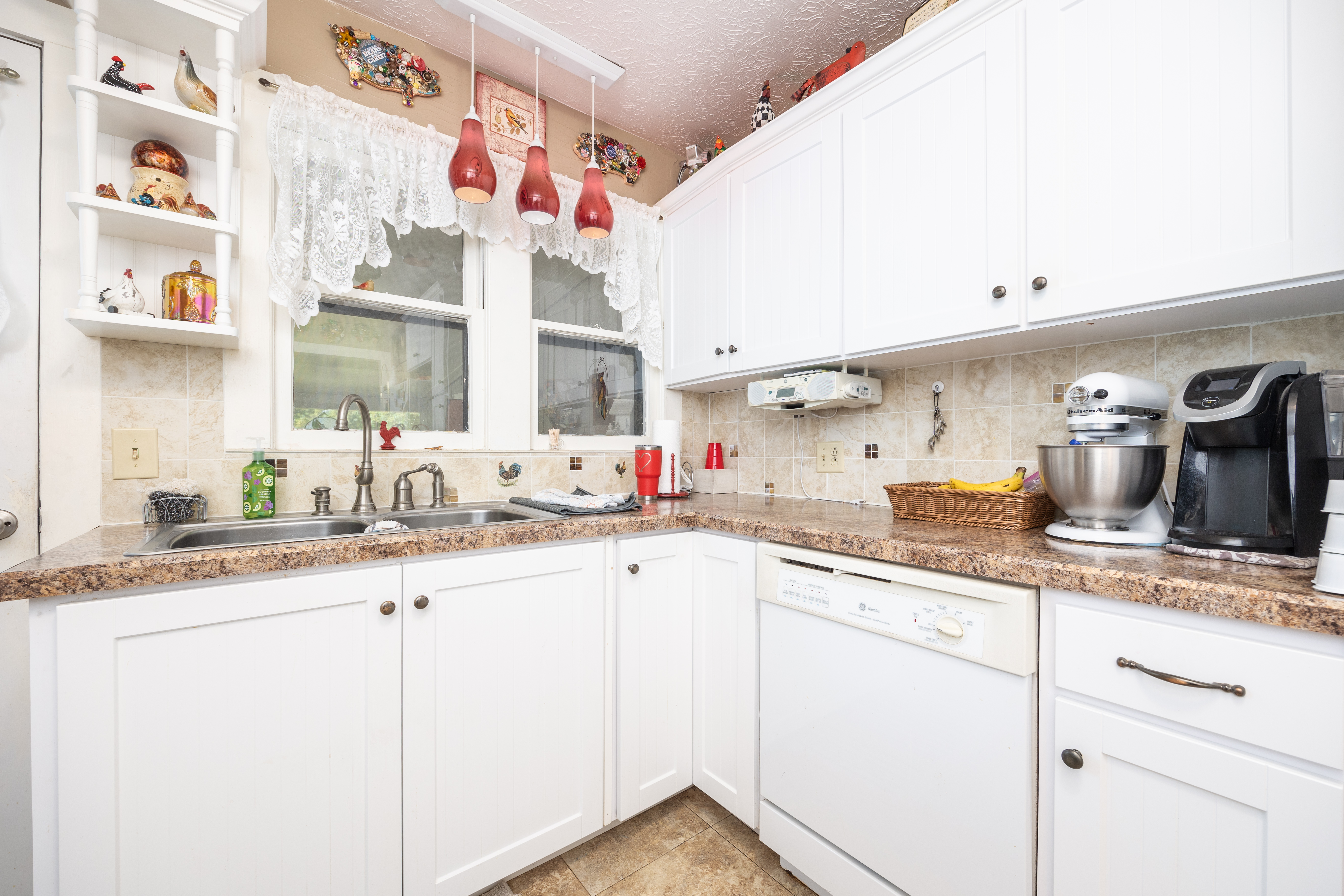Lake City, Florida, 32025, United States, 3 Bedrooms Bedrooms, ,2 BathroomsBathrooms,Residential,For Sale,1737016