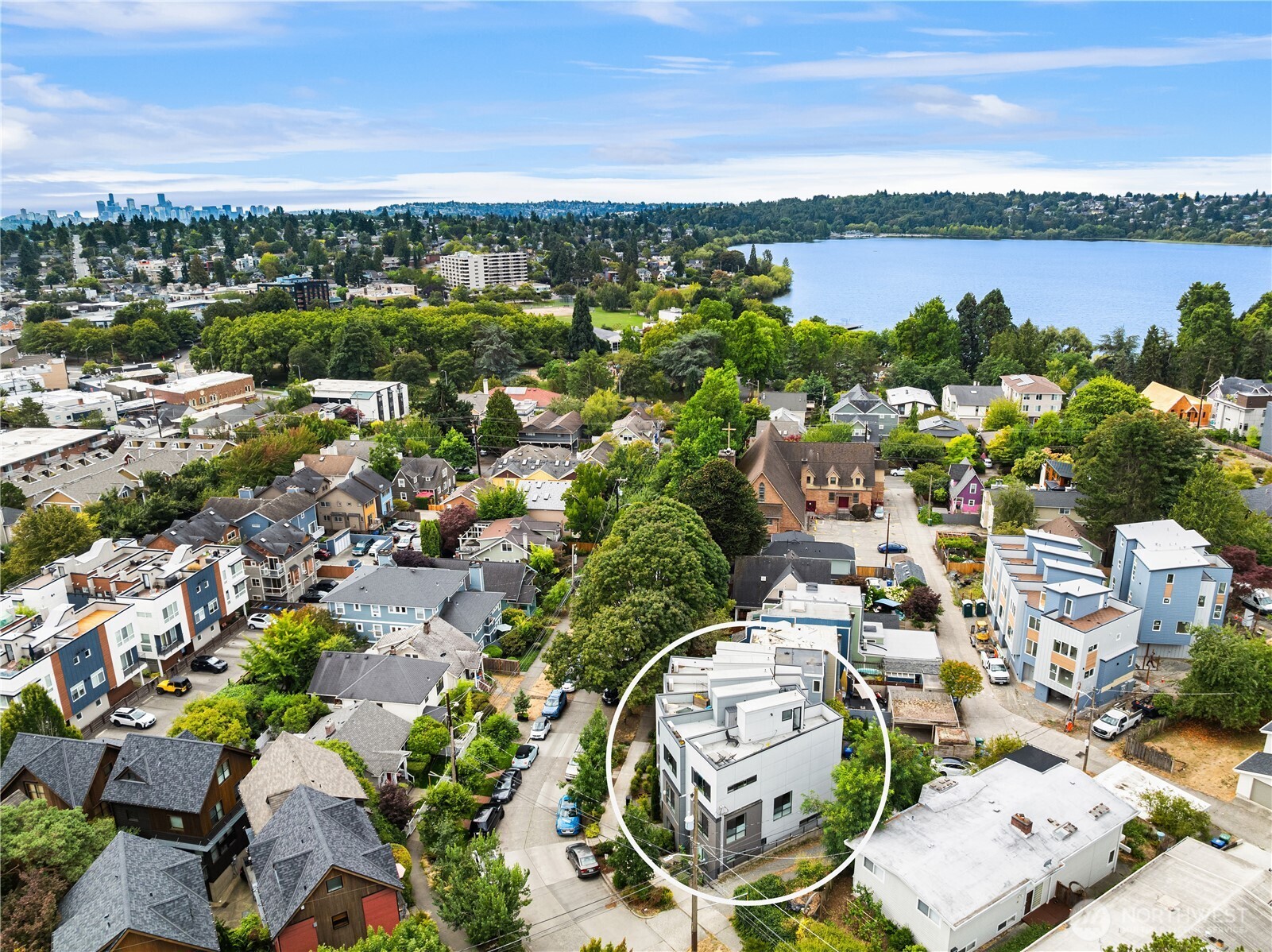 Seattle, Washington, 98115, United States, 3 Bedrooms Bedrooms, ,Residential,For Sale,1926202