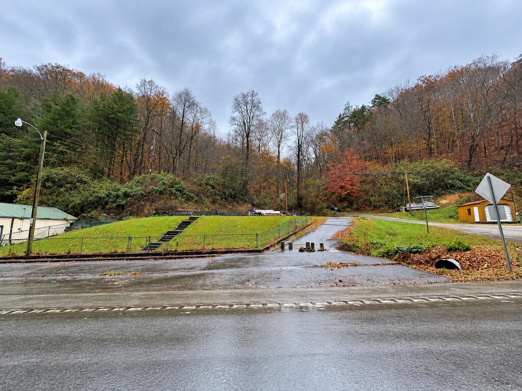 State Highway 194 , Fedscreek, KY 41524 #1