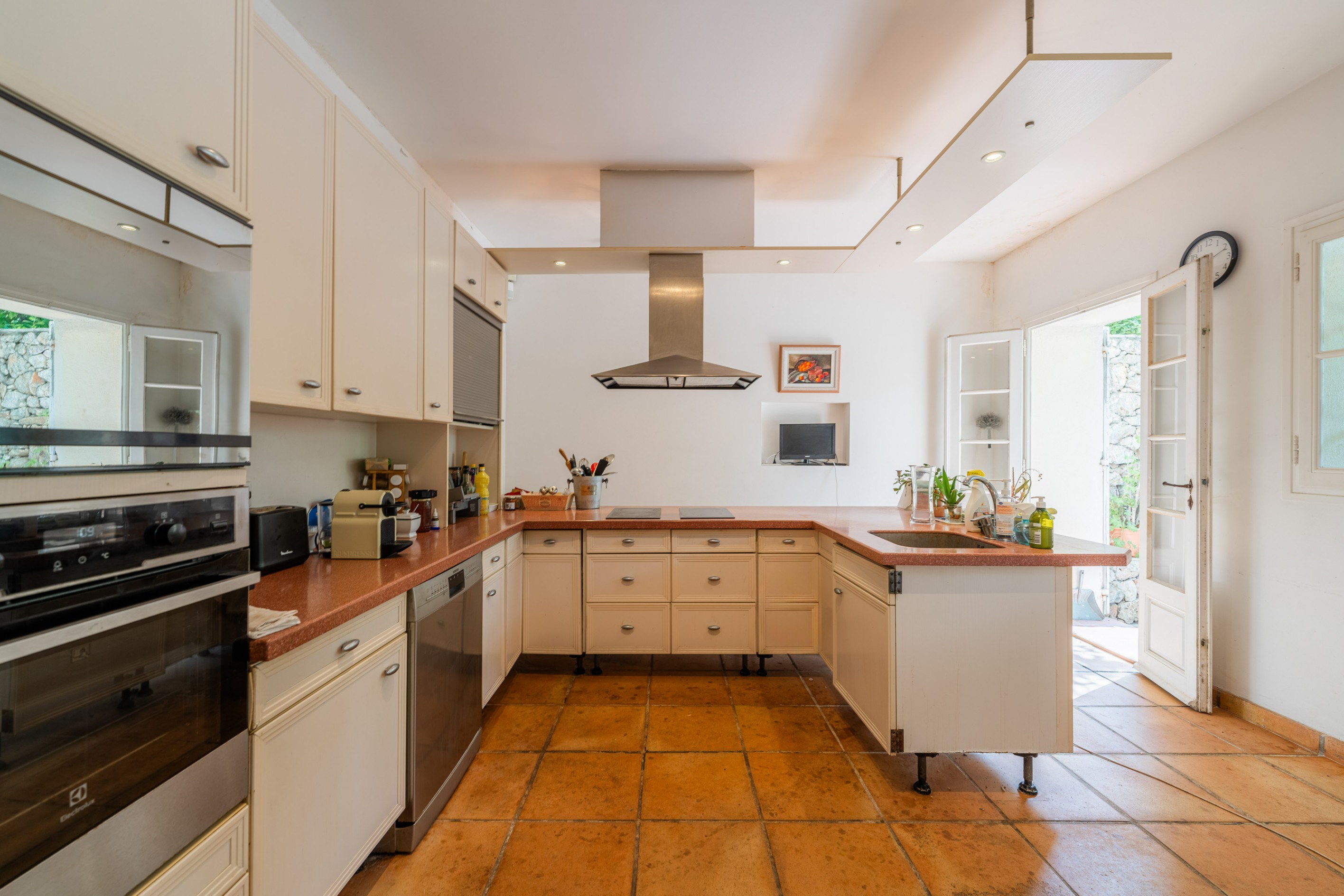  Marseille 11th, Éoures – Family Home with Swimming Pool - 物件實景