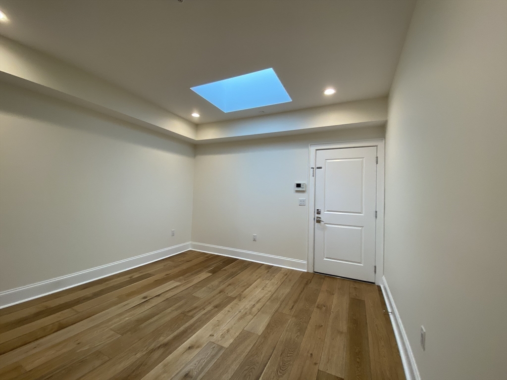 Boston, Massachusetts, 02129, United States, 3 Bedrooms Bedrooms, ,3 BathroomsBathrooms,Residential,For Sale,1883485