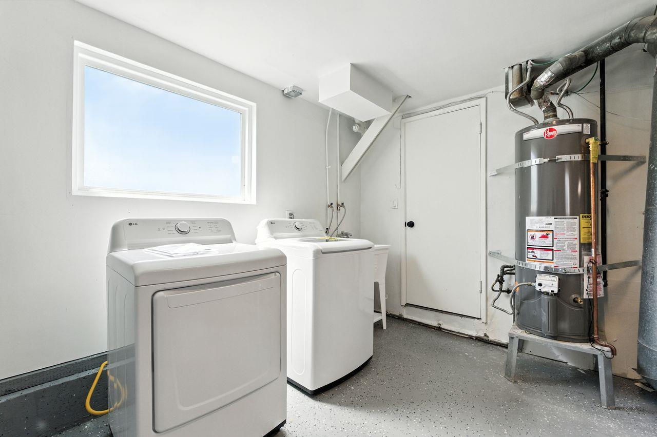 South San Francisco, California, 94080, United States, 4 Bedrooms Bedrooms, ,3 BathroomsBathrooms,Residential,For Sale,1951166