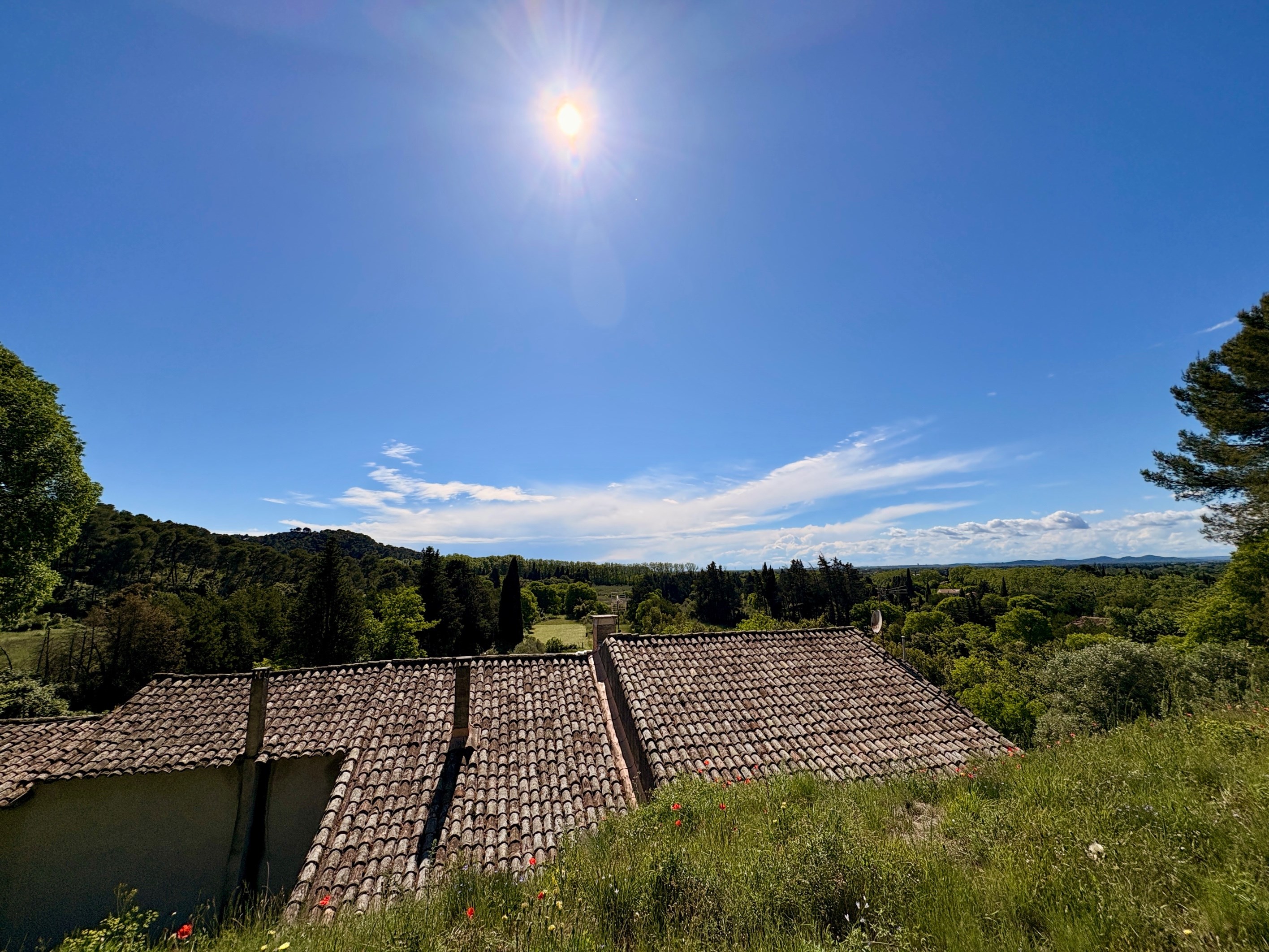  Authentic family farmhouse set in the heart of a private estate of more than 3 … - 物件實景