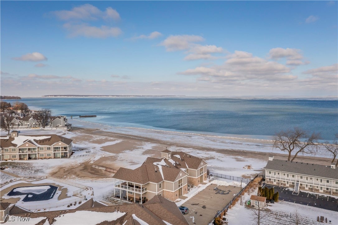 Port Clinton, Ohio, 43452, United States, 2 Bedrooms Bedrooms, ,2 BathroomsBathrooms,Residential,For Sale,2011320