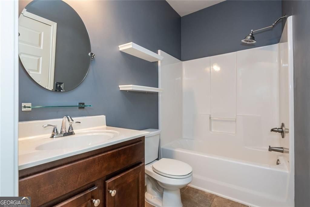 Cumming, Georgia, 30041, United States, 5 Bedrooms Bedrooms, ,3 BathroomsBathrooms,Residential,For Sale,2001024