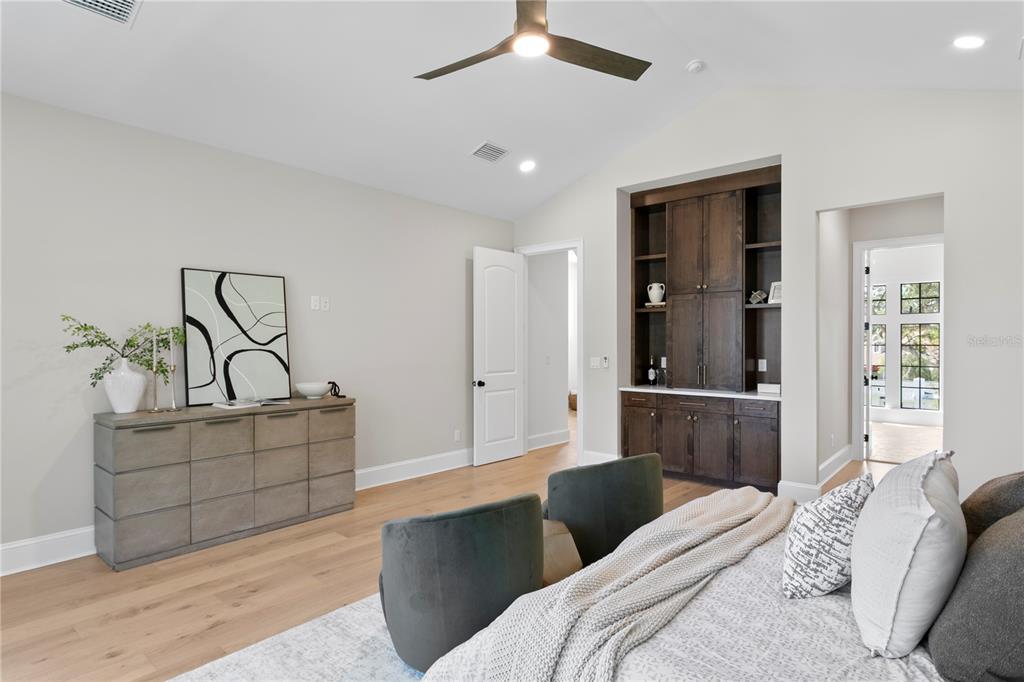 Tampa, Florida, 33629, United States, 5 Bedrooms Bedrooms, ,5 BathroomsBathrooms,Residential,For Sale,1837490