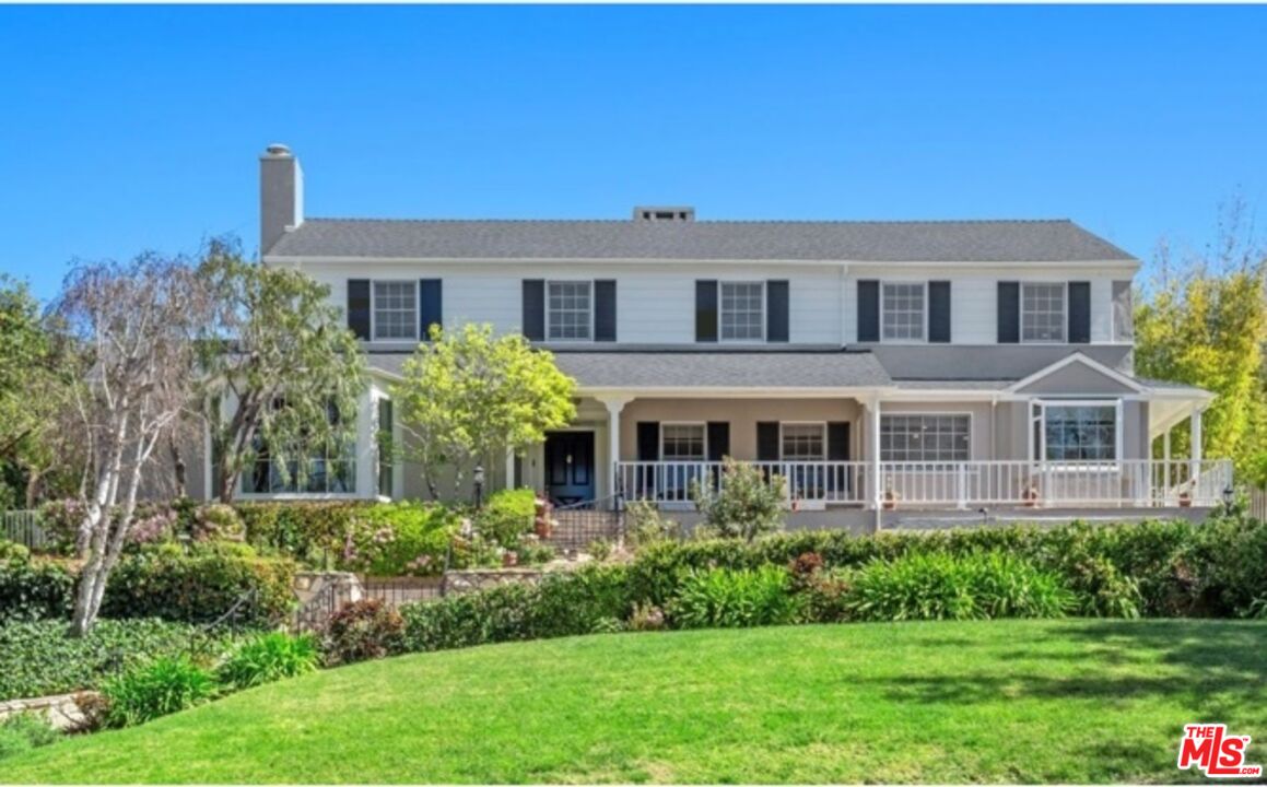 Los Angeles, California, 90024, United States, 6 Bedrooms Bedrooms, ,6 BathroomsBathrooms,Residential,For Sale,1925414