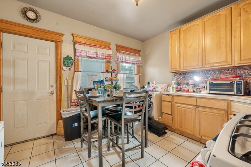 Paterson City, New Jersey, 07522, United States, 8 Bedrooms Bedrooms, ,3 BathroomsBathrooms,Residential,For Sale,1805304