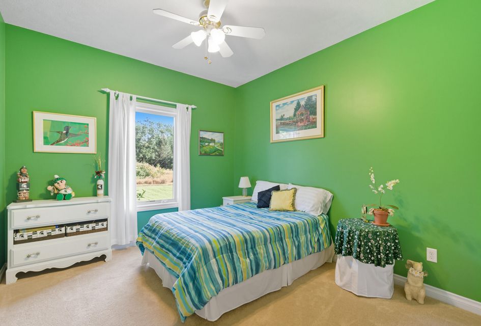 Big Rapids, Michigan, 49307, United States, 3 Bedrooms Bedrooms, ,4 BathroomsBathrooms,Residential,For Sale,1976014