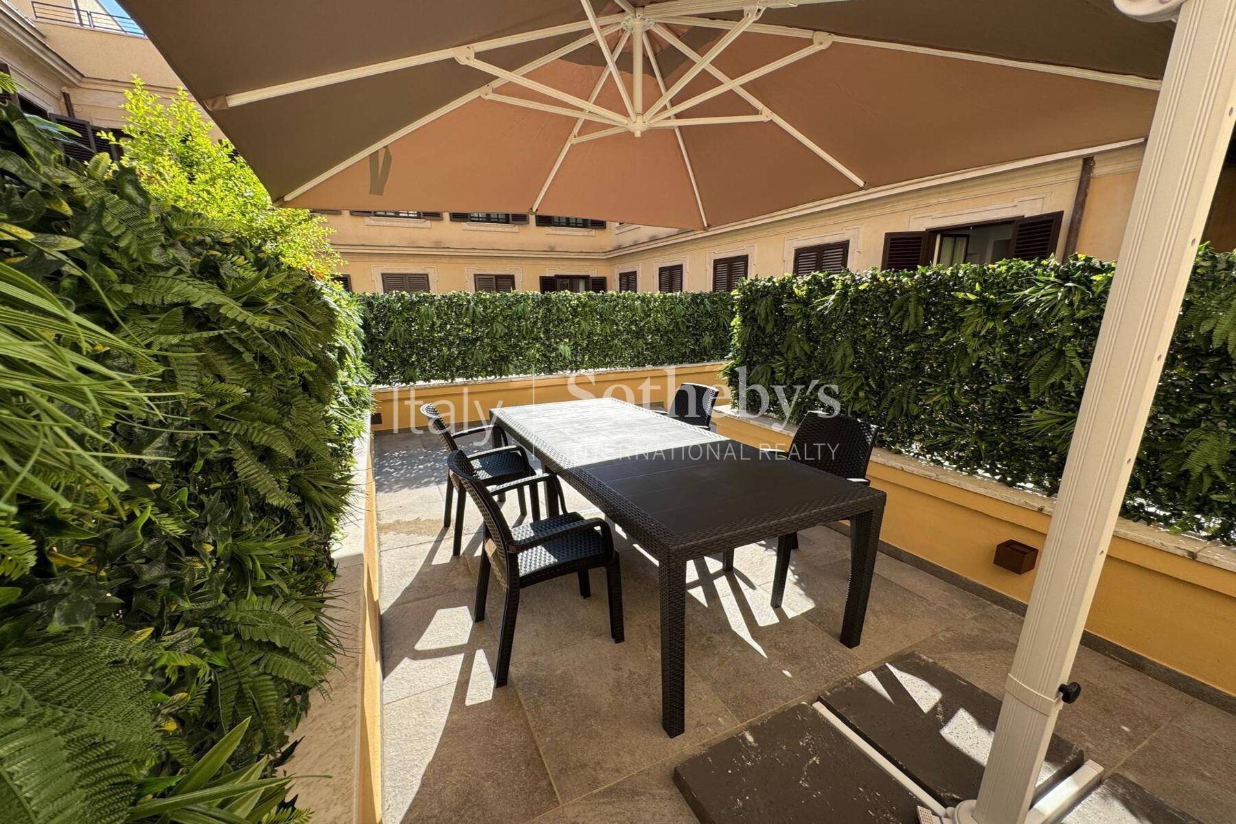  Prestigious Apartment with Terrace in the historic center - 物件實景