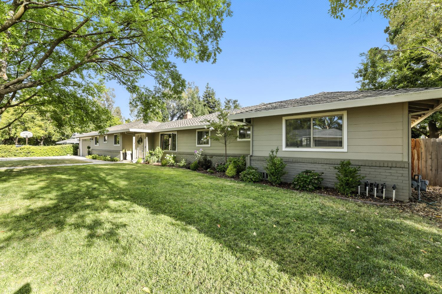 Sacramento, California, 95864, United States, 4 Bedrooms Bedrooms, ,2 BathroomsBathrooms,Residential,For Sale,1903750