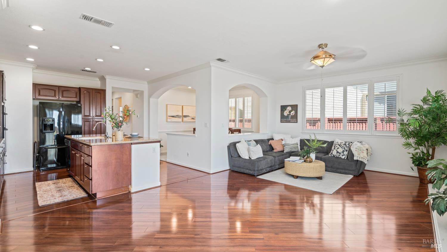 Vacaville, California, 95687, United States, 2 Bedrooms Bedrooms, ,2 BathroomsBathrooms,Residential,For Sale,1911882