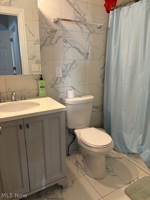 Cleveland, Ohio, 44106, United States, 7 Bedrooms Bedrooms, ,3 BathroomsBathrooms,Residential,For Sale,1889727