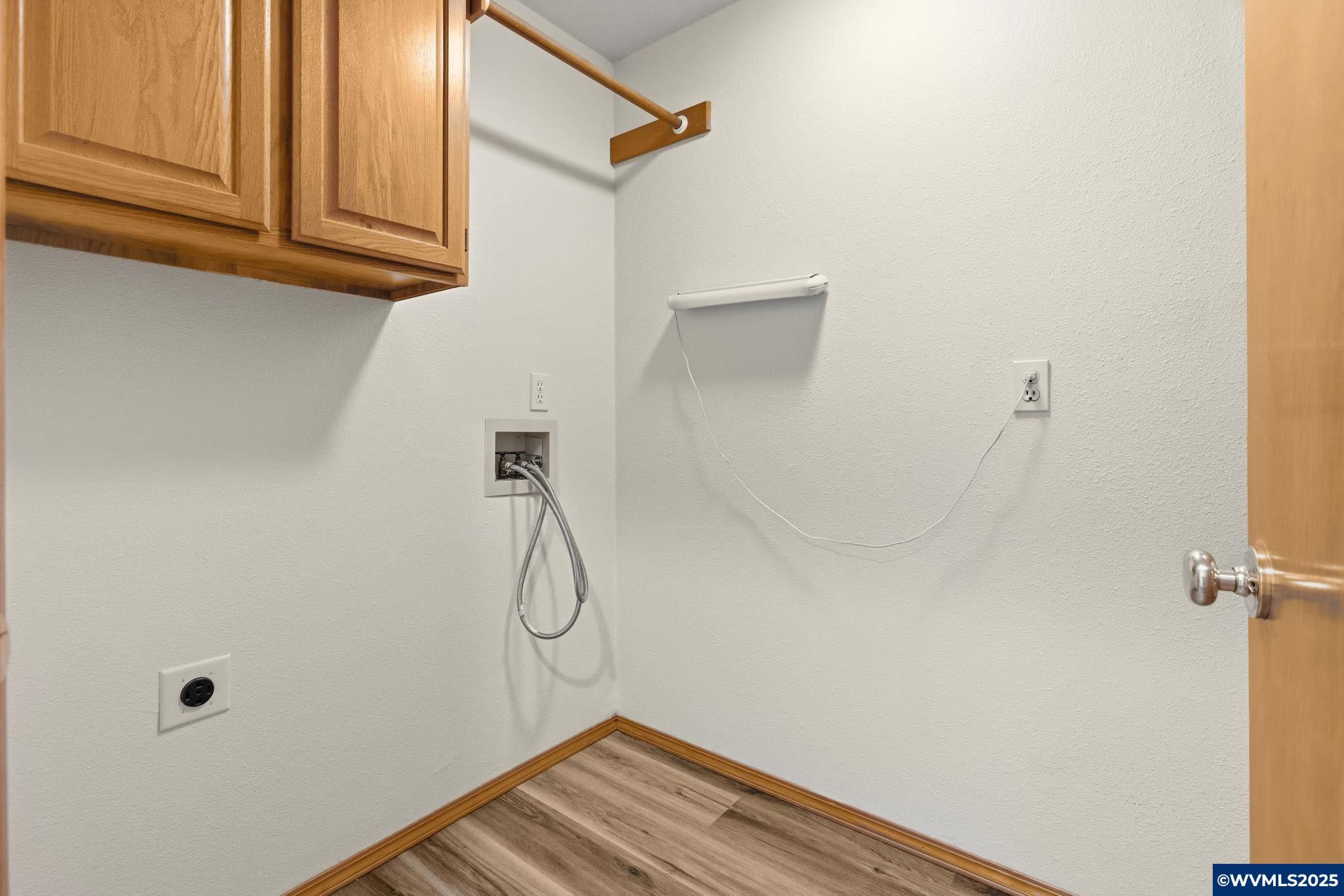 Corvallis, Oregon, 97333, United States, 4 Bedrooms Bedrooms, ,3 BathroomsBathrooms,Residential,For Sale,1999072