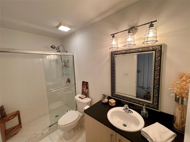 Miami, Florida, 33137, United States, 2 Bedrooms Bedrooms, ,2 BathroomsBathrooms,Residential,For Sale,1942065