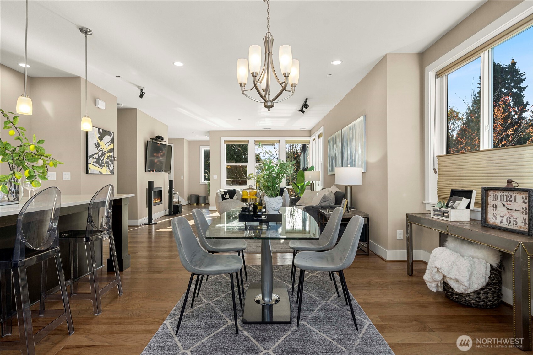 Bothell, Washington, 98011, United States, 4 Bedrooms Bedrooms, ,3 BathroomsBathrooms,Residential,For Sale,1992873