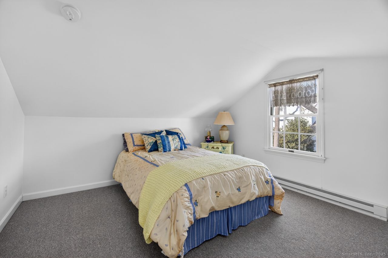 Guilford, Connecticut, 06437, United States, 3 Bedrooms Bedrooms, ,3 BathroomsBathrooms,Residential,For Sale,2003237