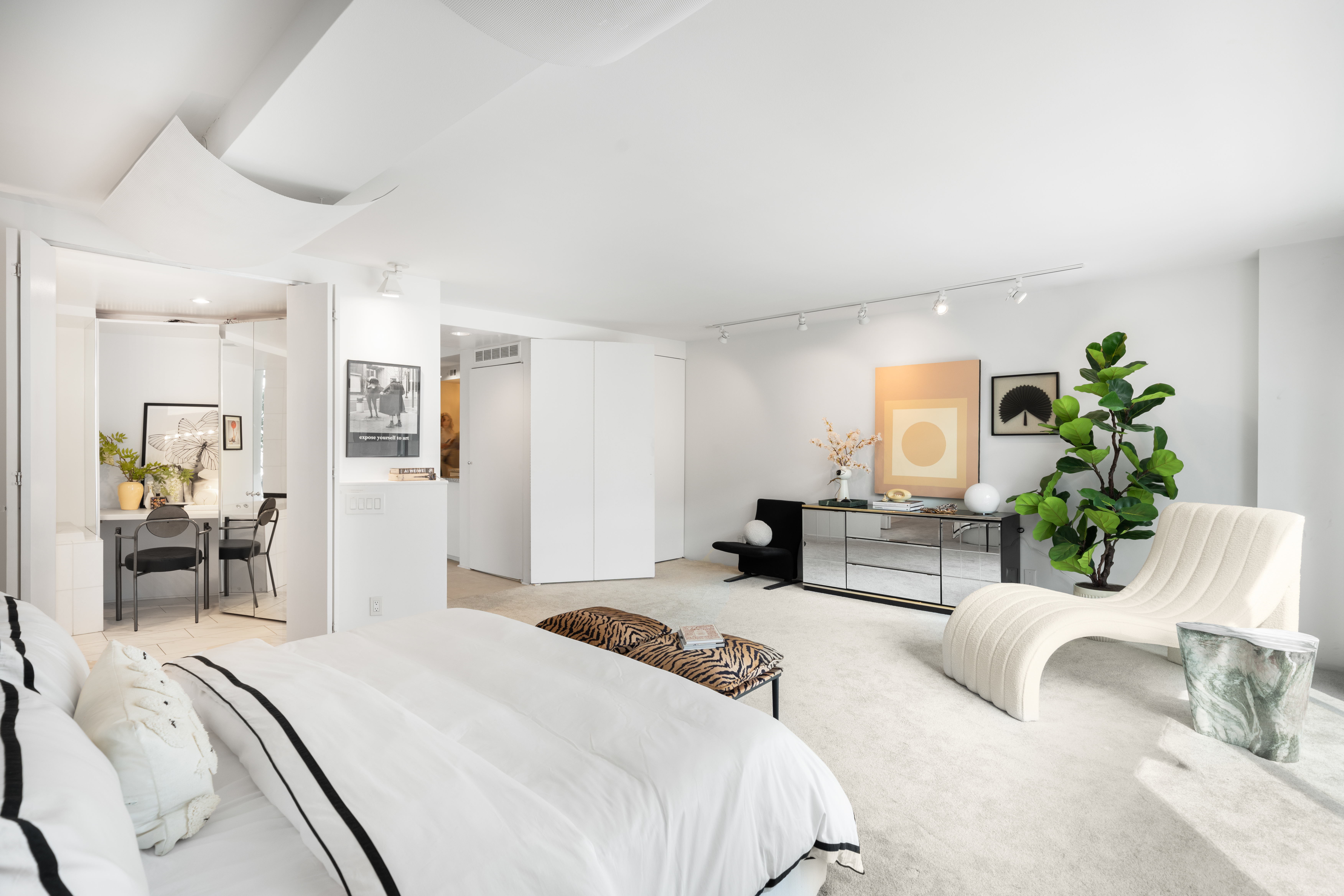  Skyline Luxury in LoDo: Sun-Filled 2BR Condo with Iconic Views - 物件實景