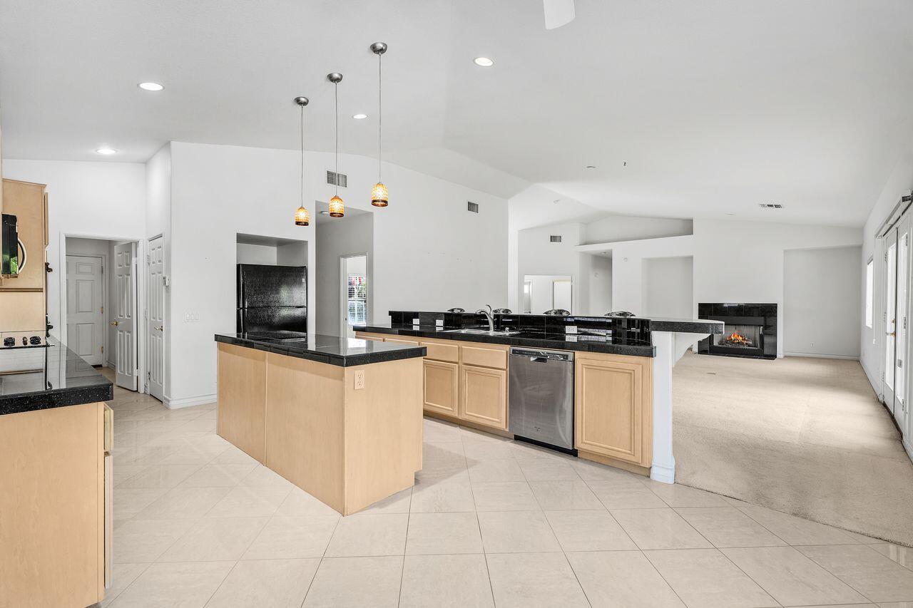 Indio, California, 92201, United States, 3 Bedrooms Bedrooms, ,3 BathroomsBathrooms,Residential,For Sale,1955599