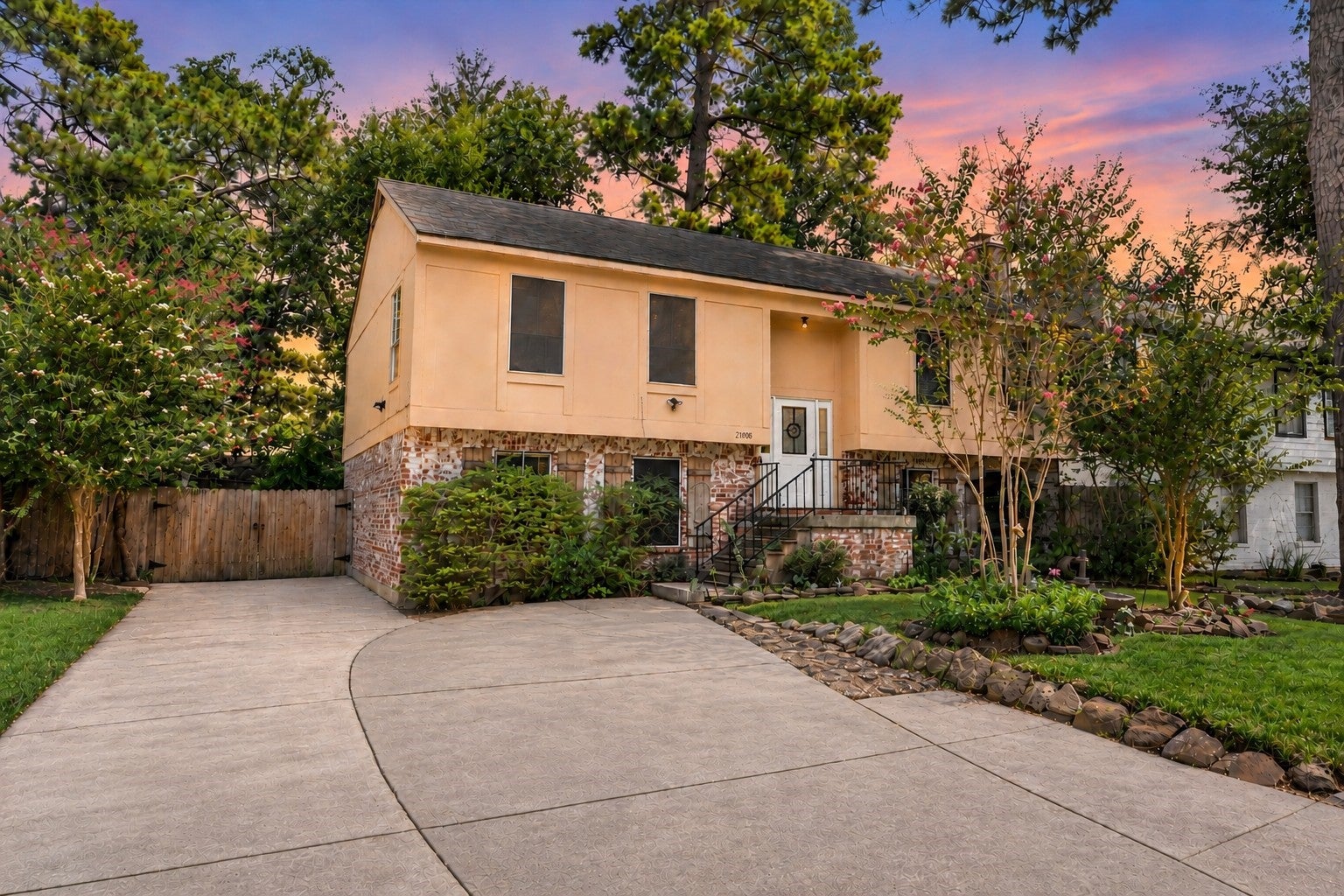 Harrowby Dr, Spring, TX 77373