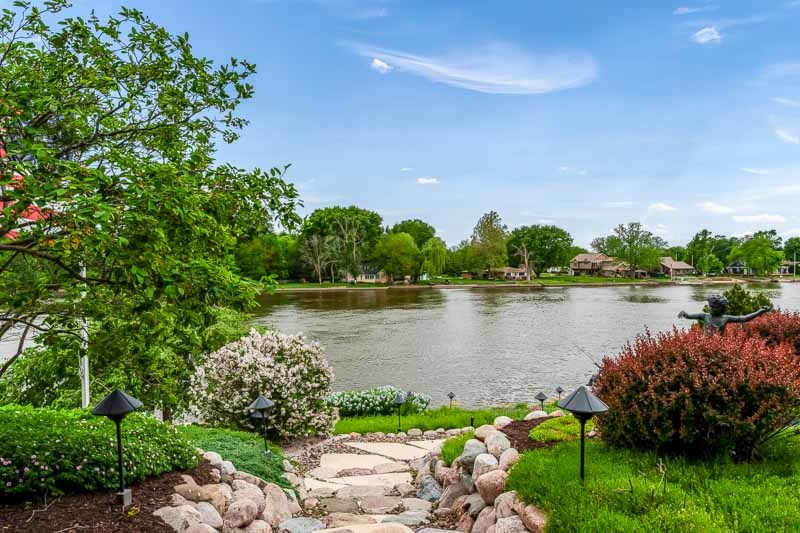 Machesney Park, Illinois, 61115, United States, 4 Bedrooms Bedrooms, ,5 BathroomsBathrooms,Residential,For Sale,2048172