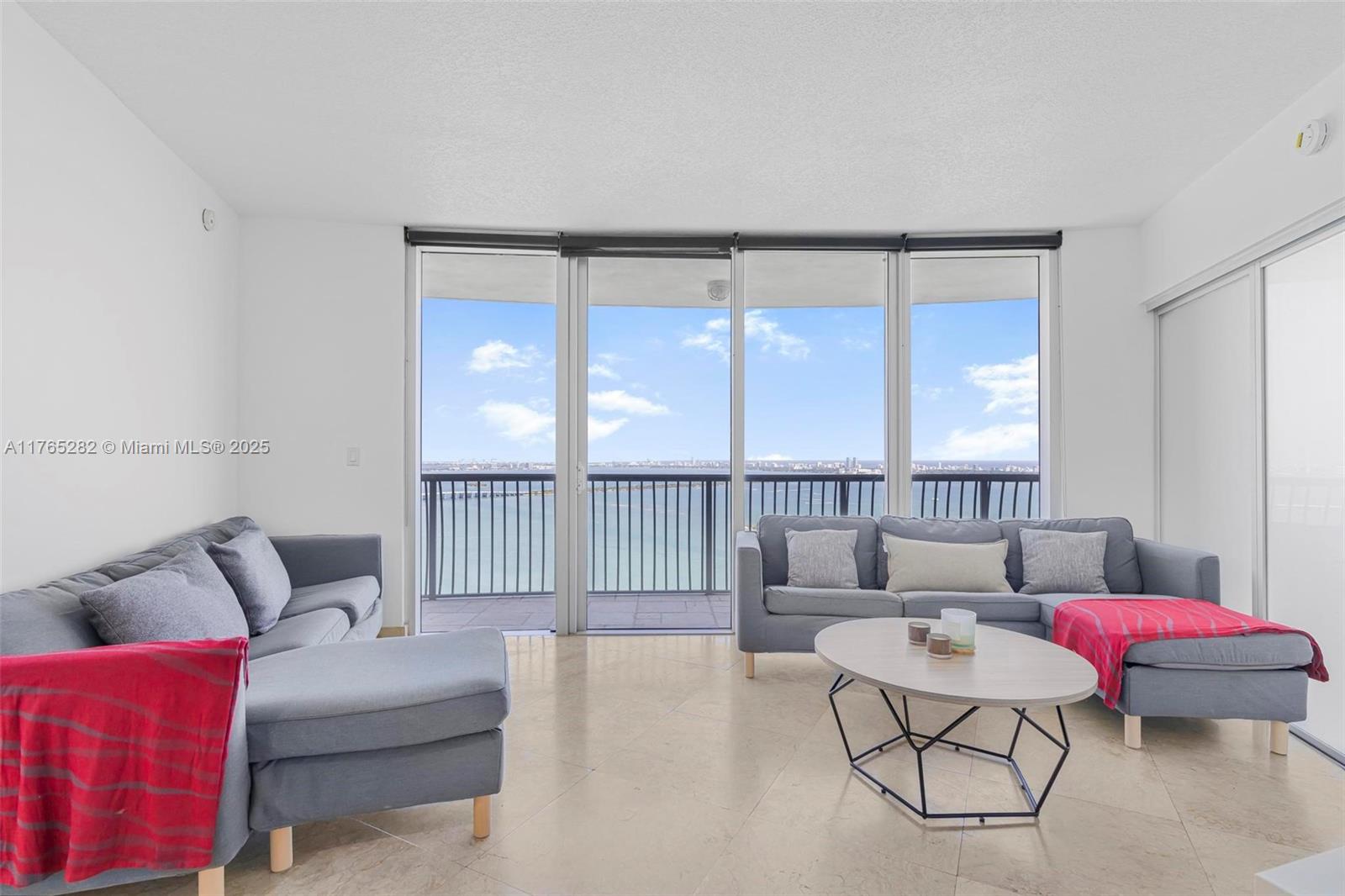 Miami, Florida, 33132, United States, 2 Bedrooms Bedrooms, ,2 BathroomsBathrooms,Residential,For Sale,1739063