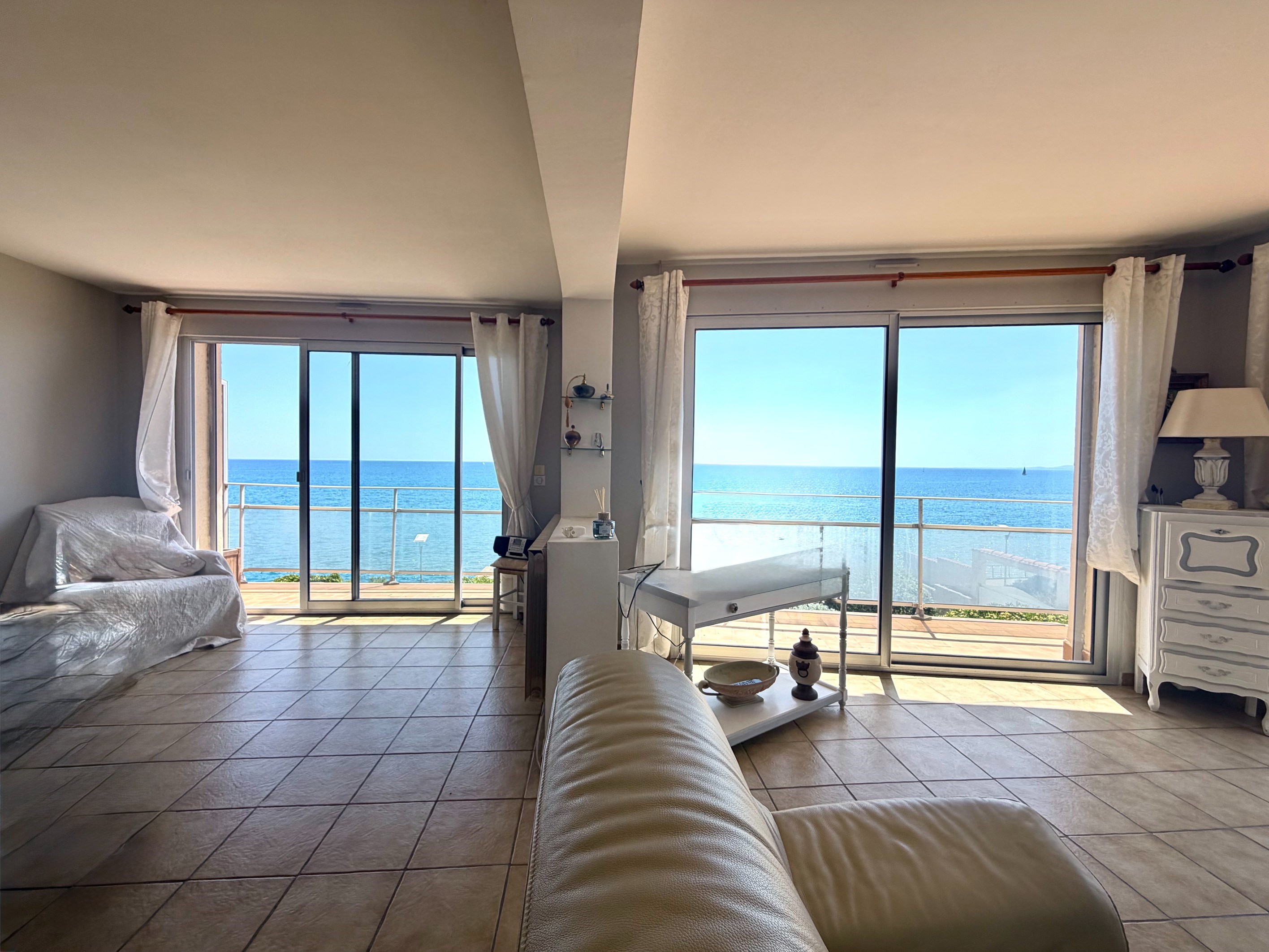  First line with sea view, 5-room duplex apartment... - 物件實景