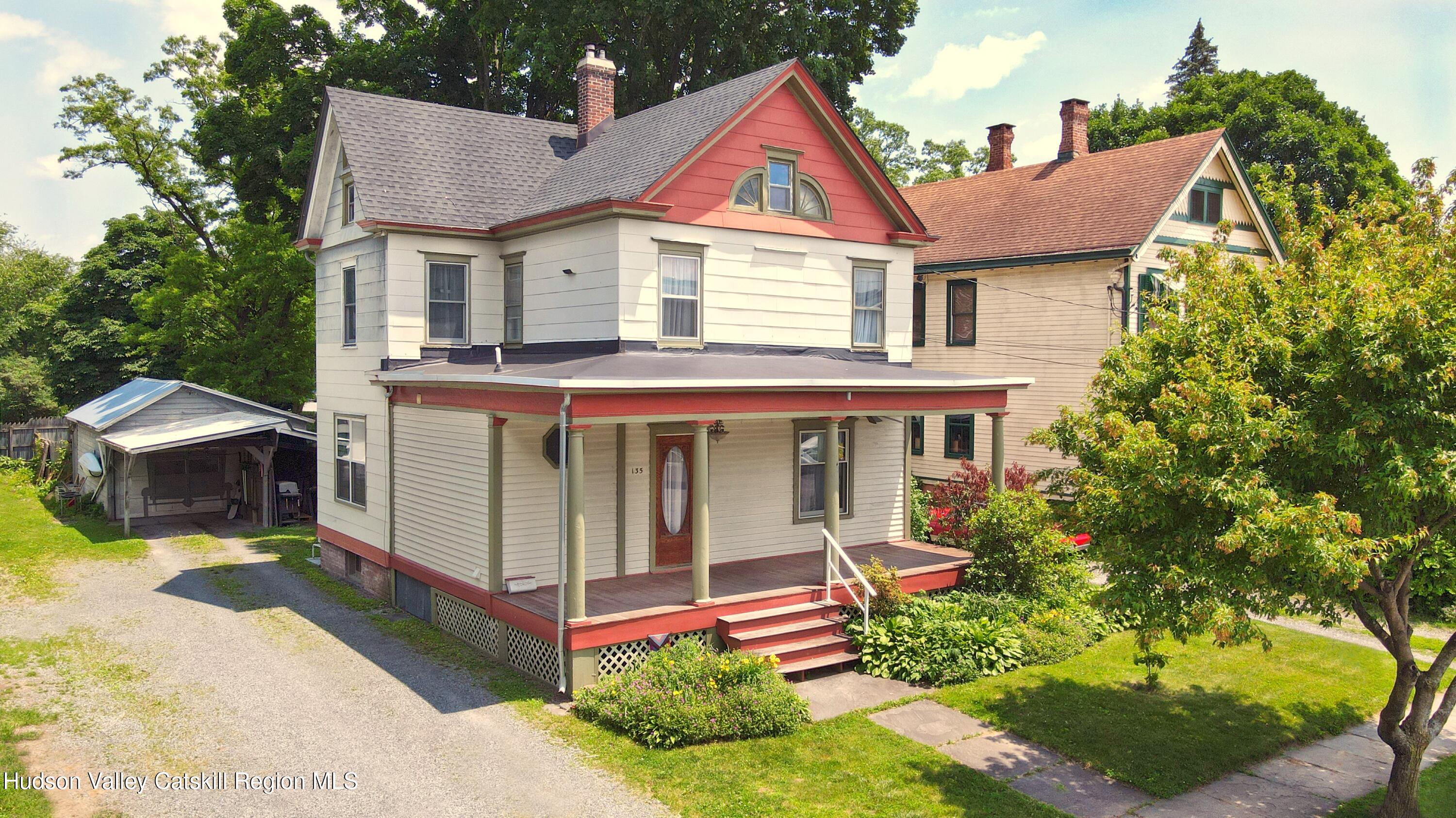 Saugerties, New York, 12477, United States, 3 Bedrooms Bedrooms, ,2 BathroomsBathrooms,Residential,For Sale,1874966
