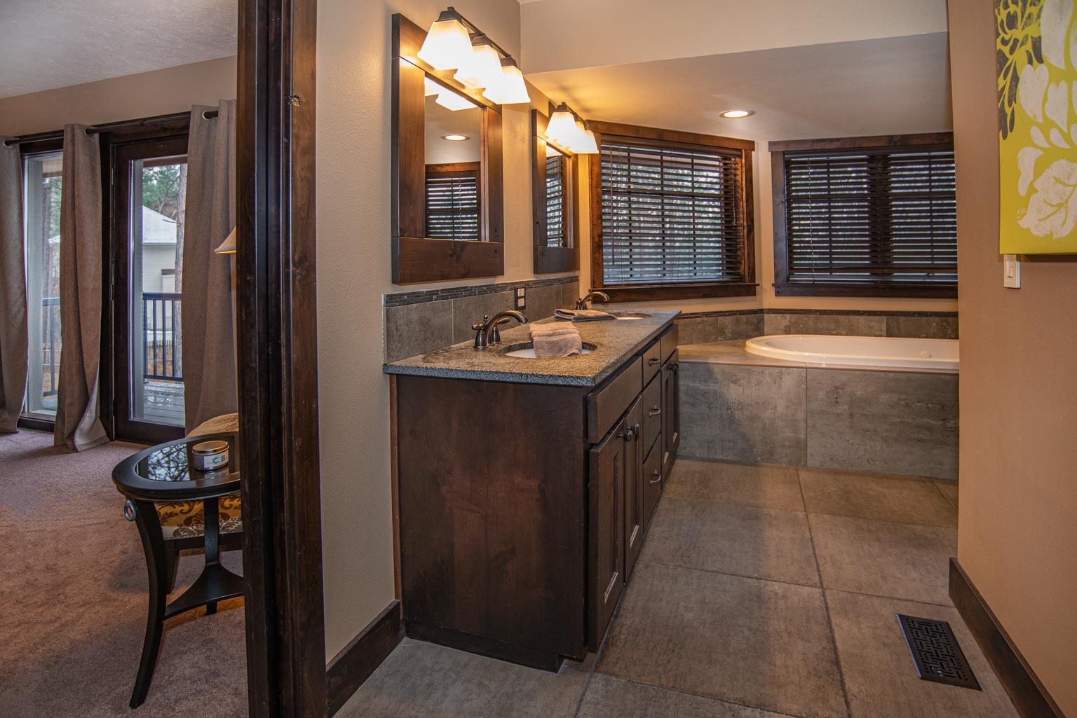 Colbert, Washington, 99005, United States, 5 Bedrooms Bedrooms, ,4 BathroomsBathrooms,Residential,For Sale,1974810